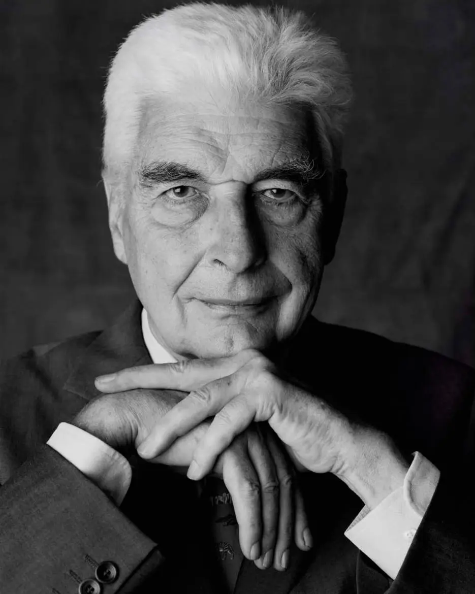 Photographie représentant Christian TREDANIEL, fondateur de l’étiopathie - source : www.etiopathie.com